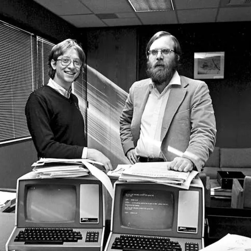 “Người Hùng Ý Tưởng” - Hồi Ký của Paul Allen
